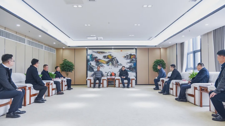 黑龙江省密山市委书记胡文考察苏华集团